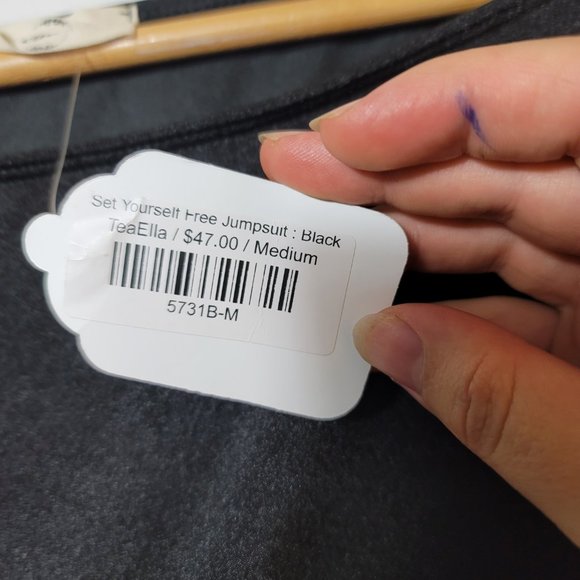 Entro New black one shoulder jumpsuit elegant spandex size Medium - Picture 3 of 7